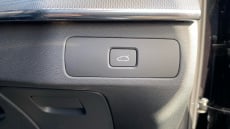 Volvo XC90 2.0 B5D [235] Plus Dark 5dr AWD Geartronic Diesel Estate